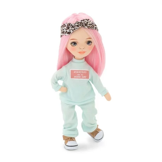 Orange toys Lėlytė BILLIE su žalsvu sportiniu kostiumu 32 cm Orange toys Lėlytė BILLIE su žalsvu sportiniu kostiumu 32 cm