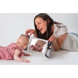 Taf Toys kūdikio knygelė