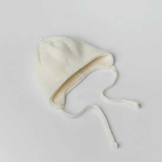 Vilaurita kepurytė (merino vilna) Vilaurita kepurytė (merino vilna)