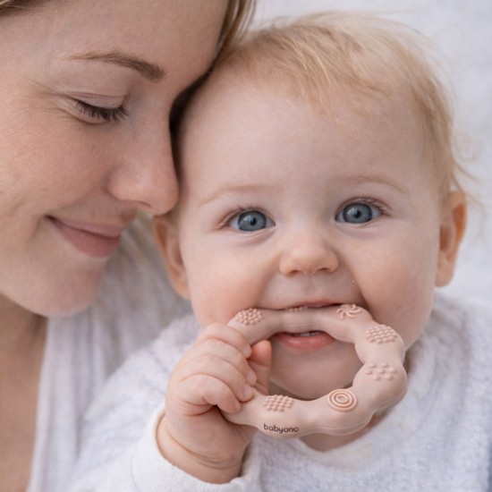 Babyono kramtukas silikoninis žiedas kreminis 825/04 Babyono kramtukas silikoninis žiedas kreminis 825/04