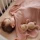 Babyono pledas megztas bambukinis rožinis 1673/01 Babyono pledas megztas bambukinis rožinis 1673/01